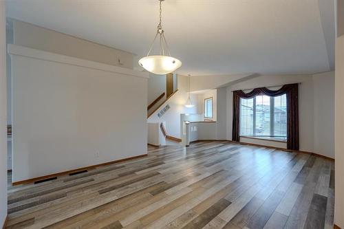 124 Lindmere Dr, Winnipeg, MB 