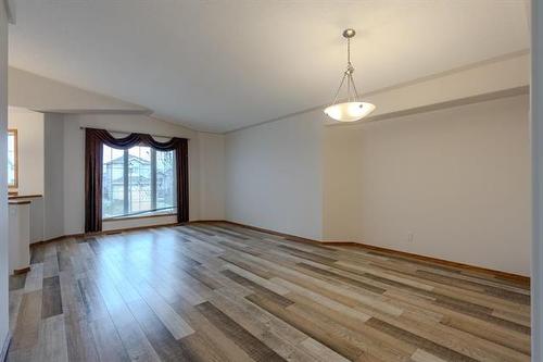 124 Lindmere Dr, Winnipeg, MB 