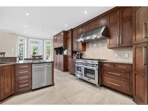 16 Bromfield Crt, Moncton, NB 