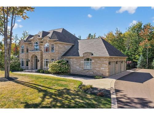 16 Bromfield Crt, Moncton, NB 