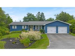 17 Maplecrest DR  Rothesay, NB E2H 1K2