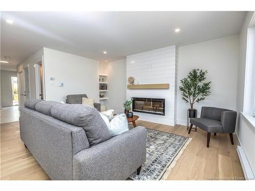 55 Melbourne Dr, Moncton, NB 