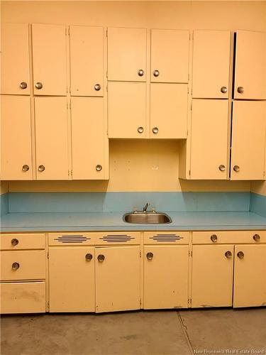 131 Renfrew, Dalhousie, NB 