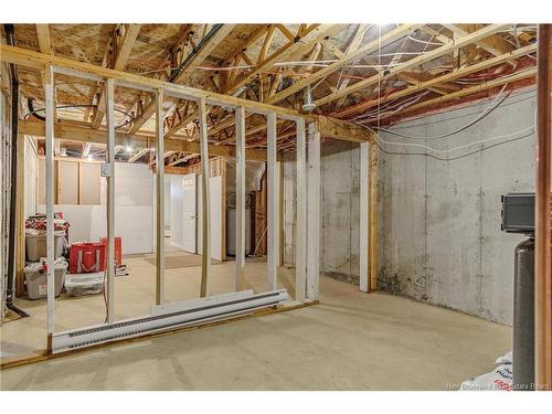 8 Saint Peters Crt, Saint John, NB 