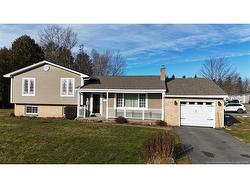 6 Sprucewood DR  New Maryland, NB E3C 1C7
