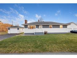 18 Park DR  Miramichi, NB E1N 2Y9