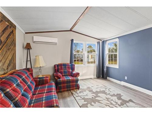 27 Hill St, Lincoln, NB 