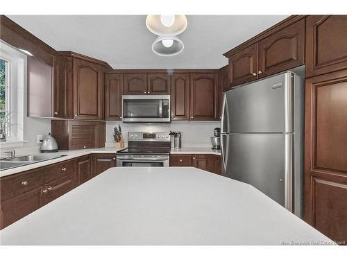 25 Cap Pele Crt, Dieppe, NB 