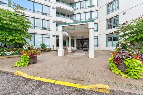 1402-110 Promenade Circle, Vaughan, ON - Outdoor