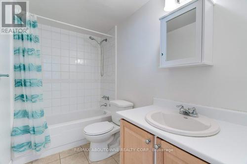 1408 - 2263 Marine Drive, Oakville, ON - Indoor Photo Showing Bathroom