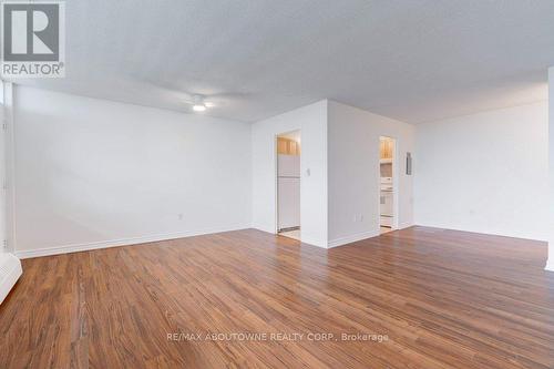 1408 - 2263 Marine Drive, Oakville, ON - Indoor Photo Showing Other Room