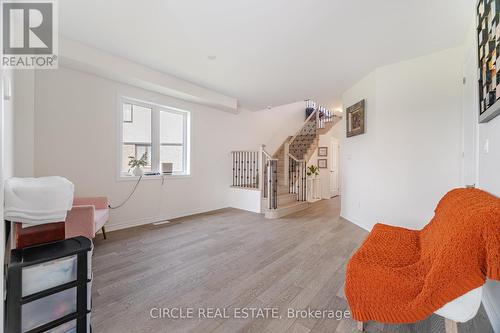 7 Bee Crescent, Brantford, ON - Indoor Photo Showing Other Room