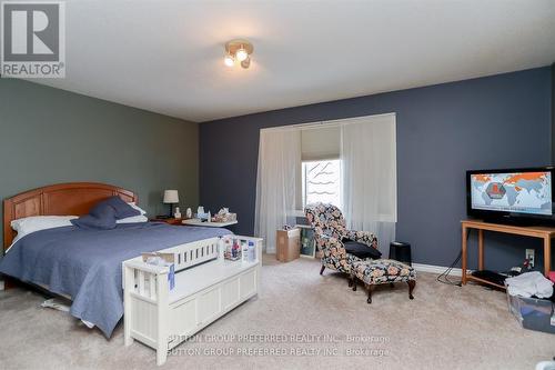 6657 Beattie Street, London South (South V), ON - Indoor Photo Showing Bedroom