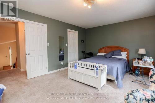 6657 Beattie Street, London South (South V), ON - Indoor Photo Showing Bedroom