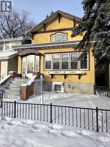 1334 Victoria Avenue, Regina, SK - Outdoor