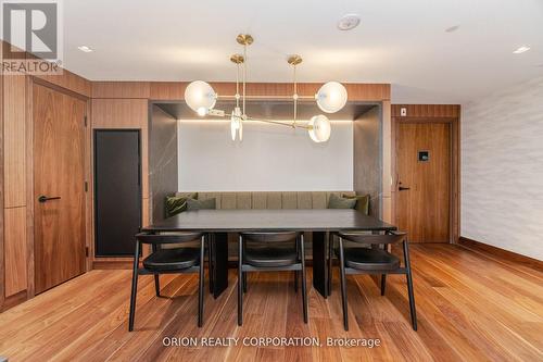 822 - 3240 William Coltson Avenue, Oakville, ON - Indoor Photo Showing Dining Room