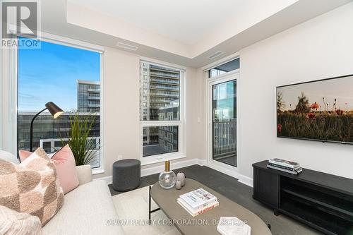 822 - 3240 William Coltson Avenue, Oakville, ON - Indoor