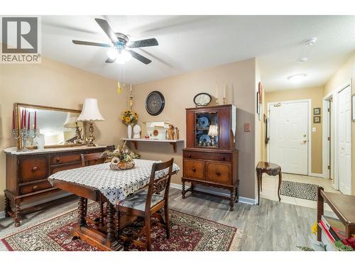 851 5 Avenue Sw Unit# 205, Salmon Arm, BC - Indoor Photo Showing Dining Room