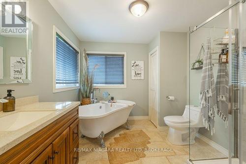 3246 Cedar Avenue, Fort Erie (Ridgeway), ON - Indoor Photo Showing Bathroom