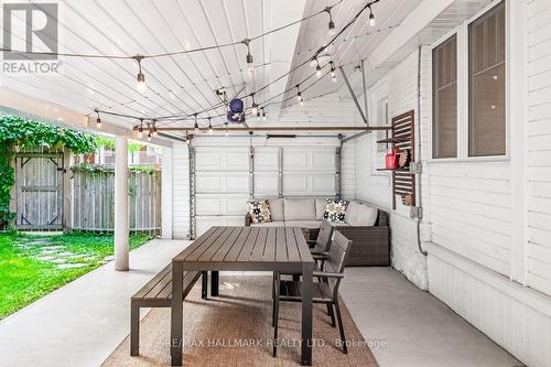407 Aberdeen Avenue, Hamilton, ON - Indoor Photo Showing Garage
