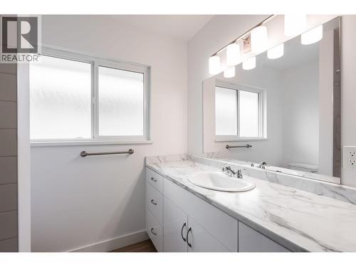 1410 Dansey Avenue, Coquitlam, BC 