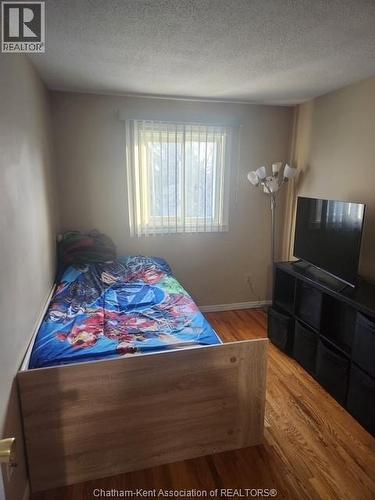76 Uxbridge Crescent, Kitchener, ON - Indoor Photo Showing Bedroom