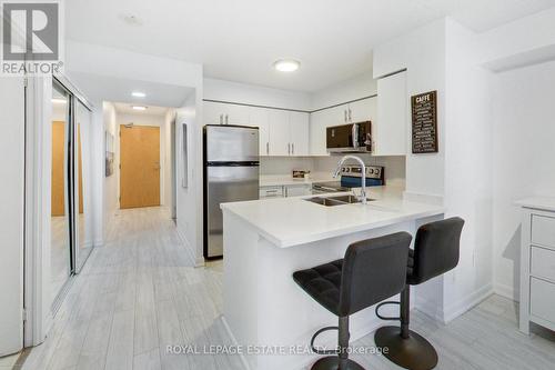 808 - 4978 Yonge Street, Toronto, ON - Indoor Photo Showing Kitchen With Stainless Steel Kitchen With Double Sink