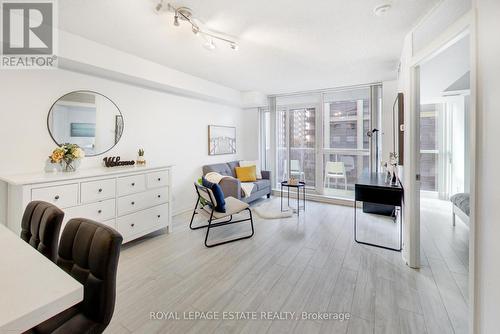 808 - 4978 Yonge Street, Toronto, ON - Indoor