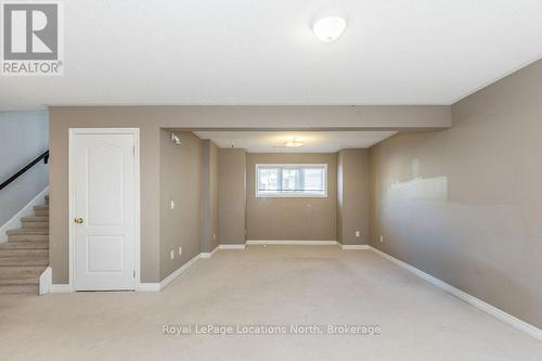 88 61St Street S, Wasaga Beach, ON - Indoor Photo Showing Other Room