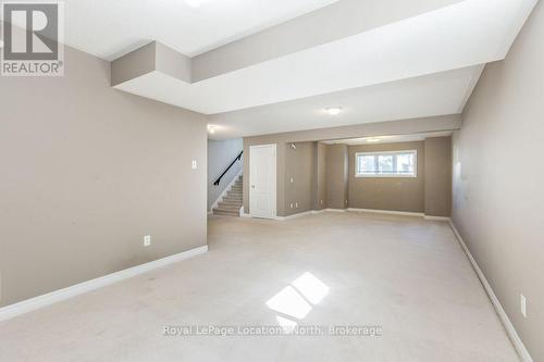 88 61St Street S, Wasaga Beach, ON - Indoor Photo Showing Other Room