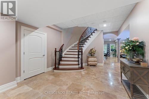 2 Prince Adam Court, King, ON - Indoor Photo Showing Other Room