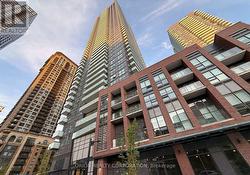 611 - 430 SQUARE ONE DRIVE  Mississauga, ON L5B 0L6