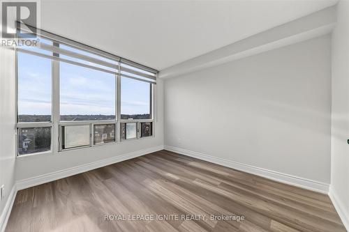 705 - 155 Hillcrest Avenue, Mississauga, ON - Indoor Photo Showing Other Room