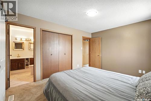 6 Capilano Drive, Saskatoon, SK - Indoor Photo Showing Bedroom
