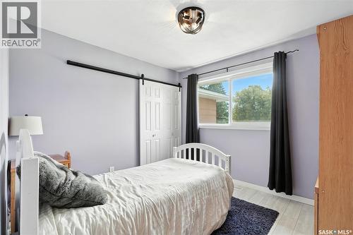 6 Capilano Drive, Saskatoon, SK - Indoor Photo Showing Bedroom