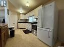212 Adelaide Street E, Saskatoon, SK  - Indoor Photo Showing Kitchen 