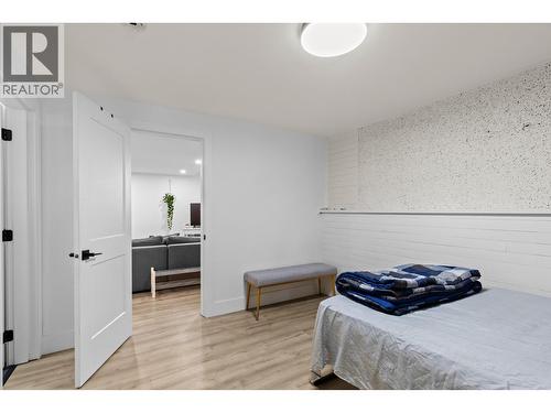 1511 Lambert Avenue, Kelowna, BC - Indoor