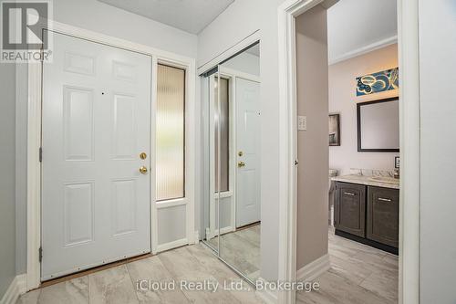 101 - 5061 Pinedale Avenue, Burlington, ON - Indoor Photo Showing Other Room
