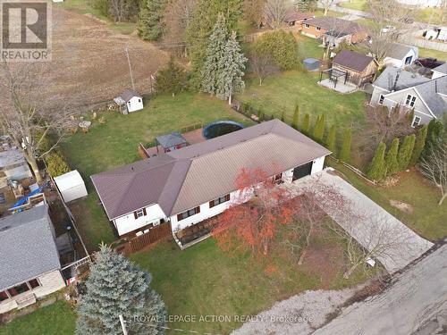 33 Dufferin Street, Brant, ON - Outdoor