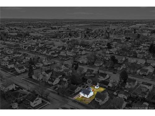 98 Jones St, Moncton, NB 
