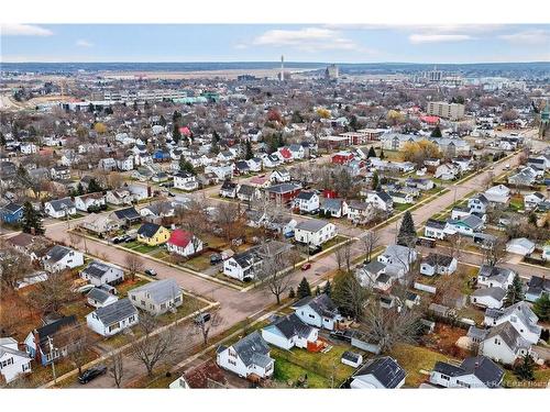 98 Jones St, Moncton, NB 