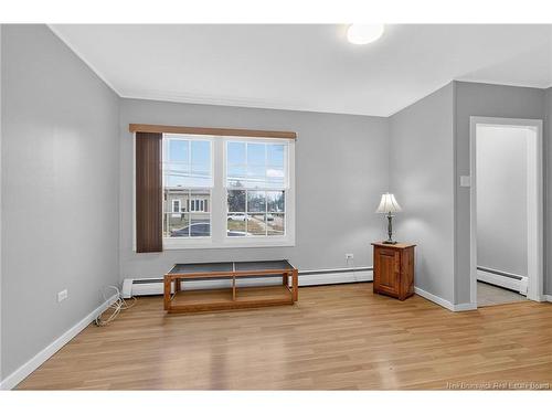 98 Jones St, Moncton, NB 