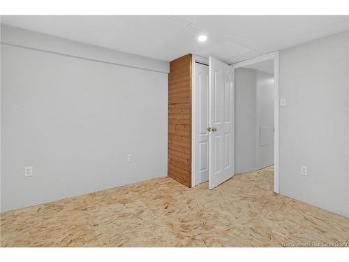 98 Jones St, Moncton, NB 