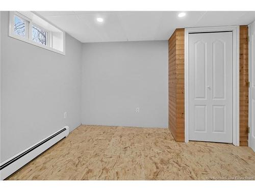 98 Jones St, Moncton, NB 