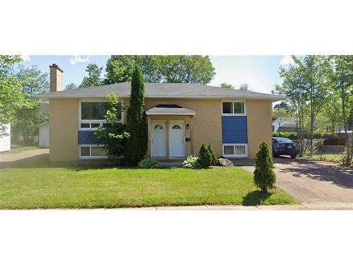 25-27 Whitney AVE  Moncton, NB E1C 8C5