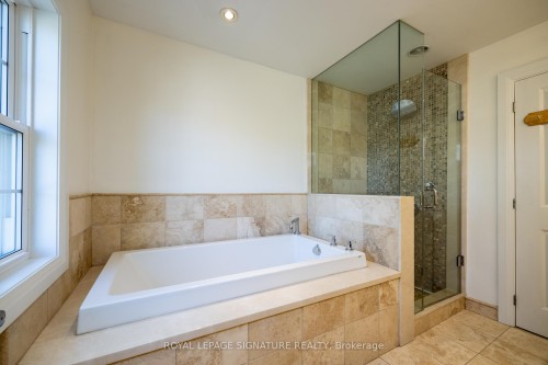 116 Milton Street, Toronto, ON - Indoor Photo Showing Bathroom