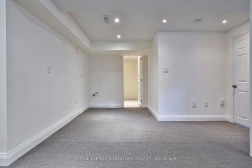 116 Milton Street, Toronto, ON - Indoor Photo Showing Other Room