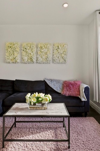 163 Hope Avenue, Hamilton, ON - Indoor Photo Showing Living Room