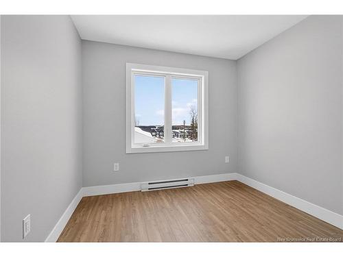 209 Donat Cres, Dieppe, NB 