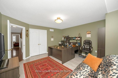 15 Armour Crescent, Hamilton, ON - Indoor